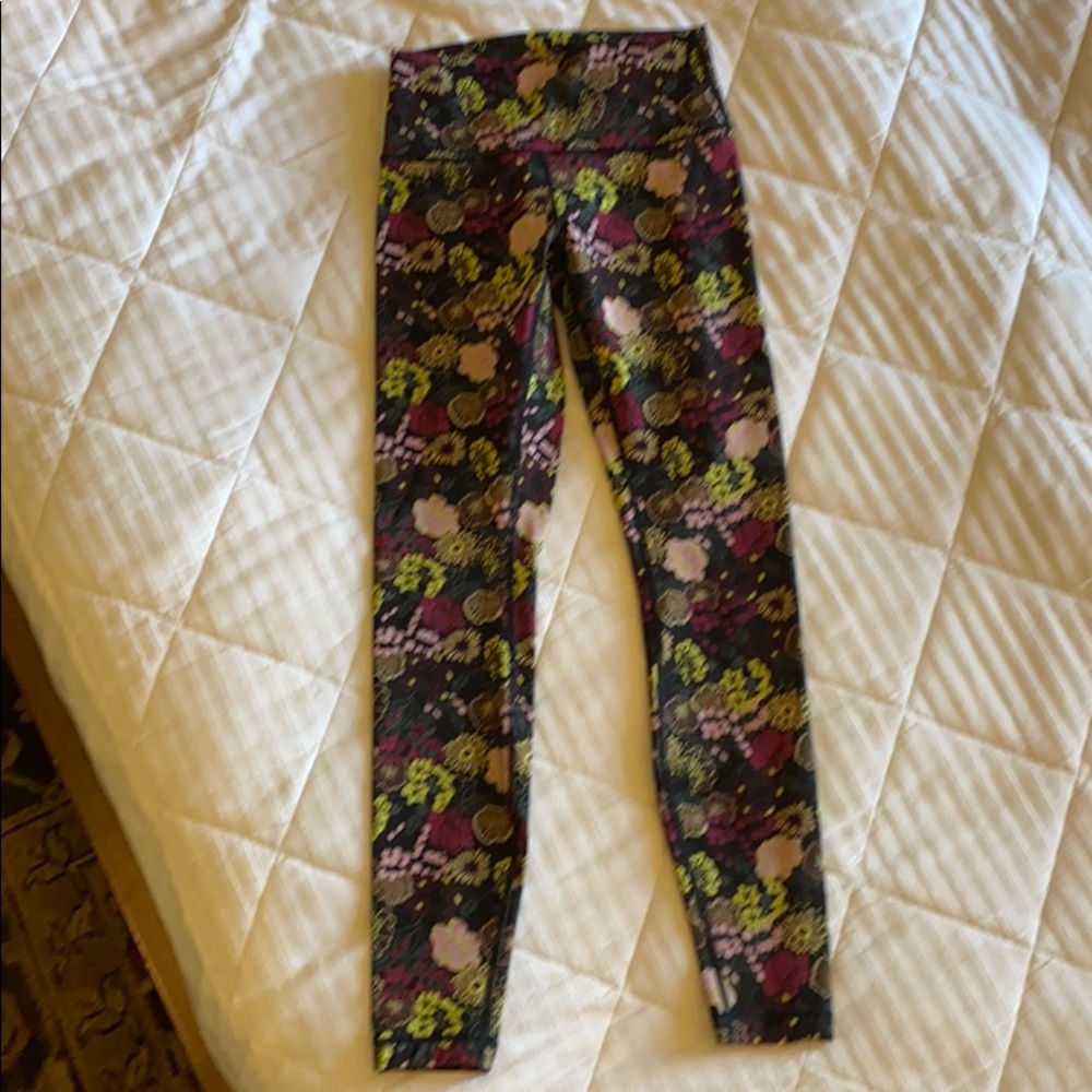 Lululemon crop floral leggings